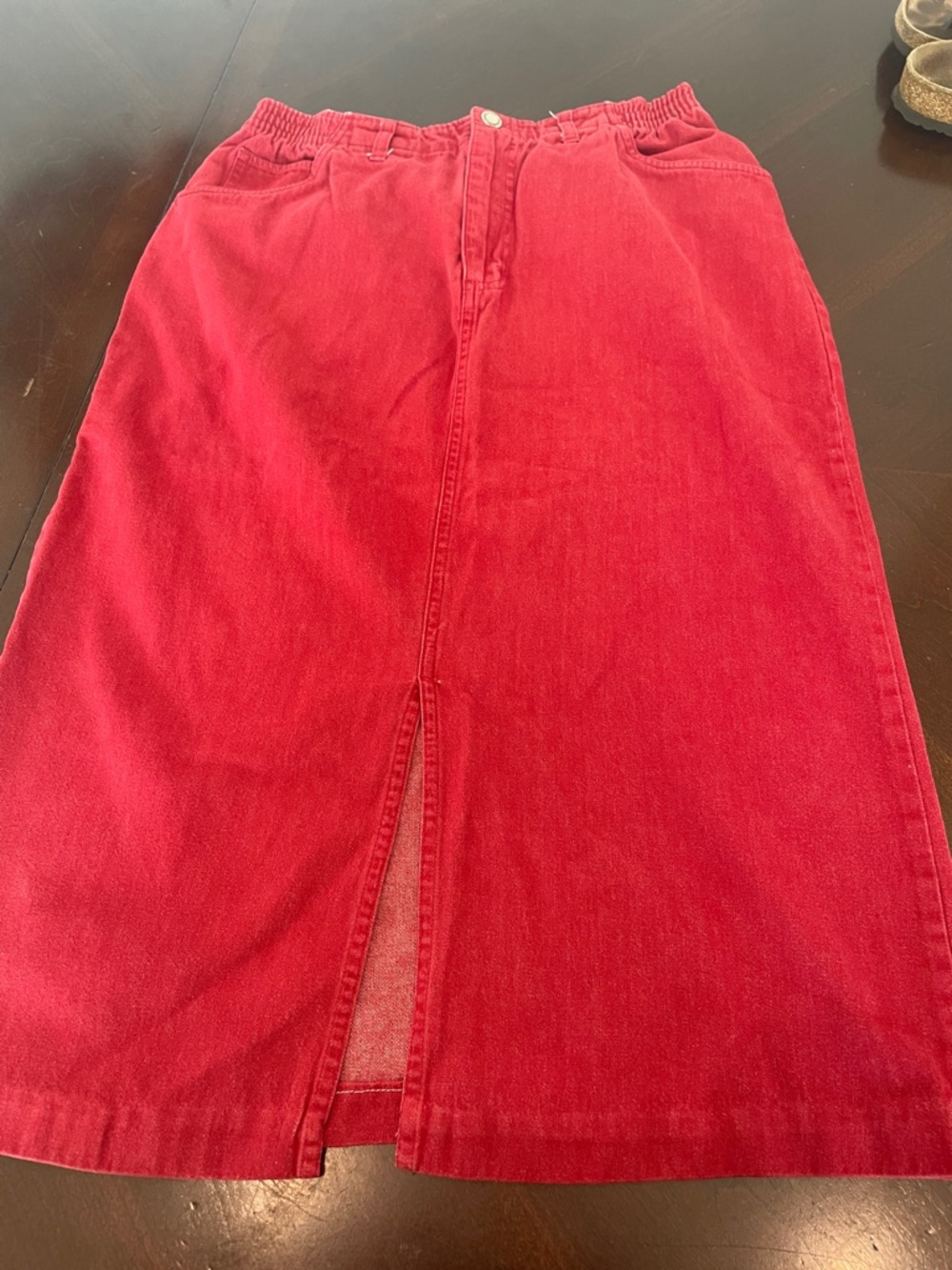 Faded Glory Red Denim Canvas Skirt with Embossed Snap. Slit straight w/pockets.